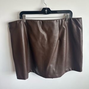 Abercrombie Brown Vegan Leather Skort - Size XL